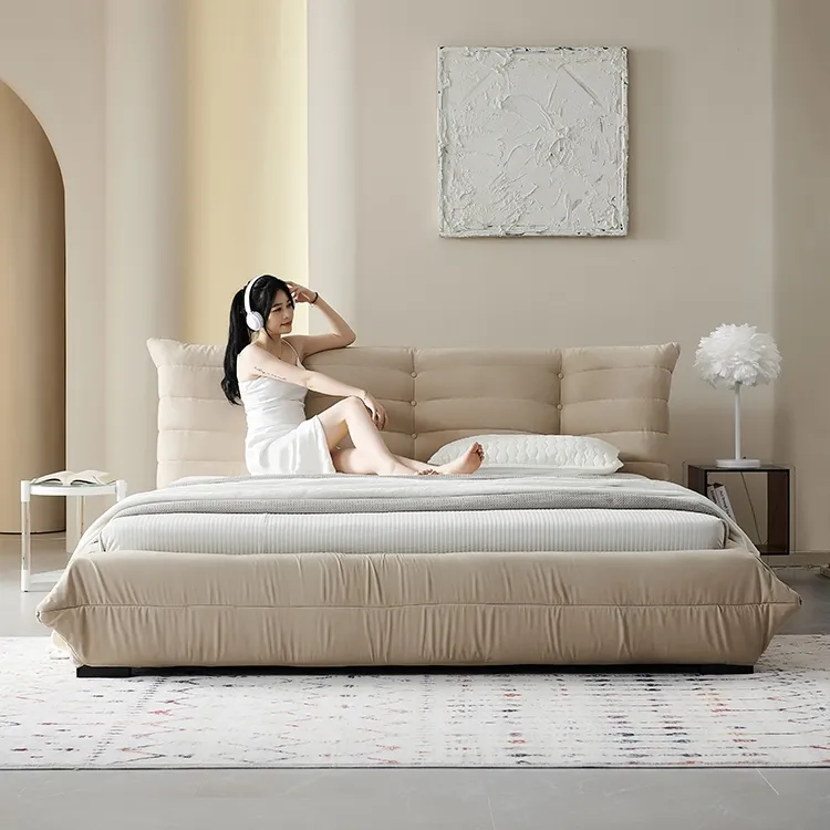 China factory customized platform beds velvet tufted wooden frame king size bed